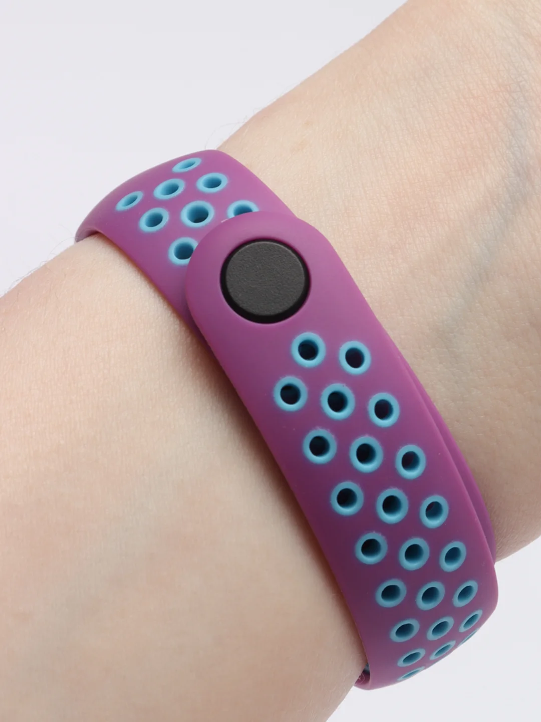 Сиреневый силиконовый ремешок для Xiaomi Mi Band 5 и Mi Band 6, спортивный