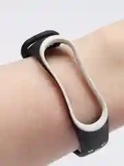 Черный силиконовый ремешок для Xiaomi Mi Band 3, 4