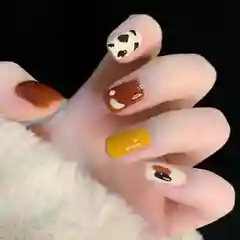 Белый накладные ногти с дизайном