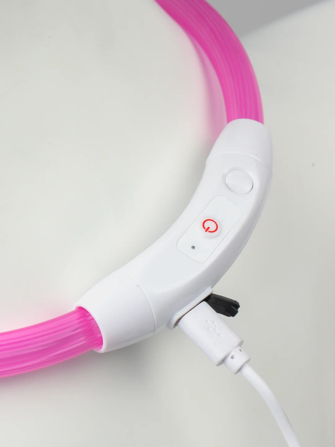 Фуксия светящийся LED ошейник силиконовый для собак на USB зарядке