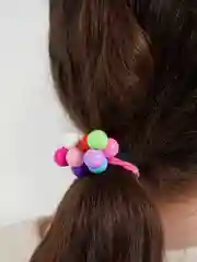 Коралловый резиночки для волос с цветными шариками