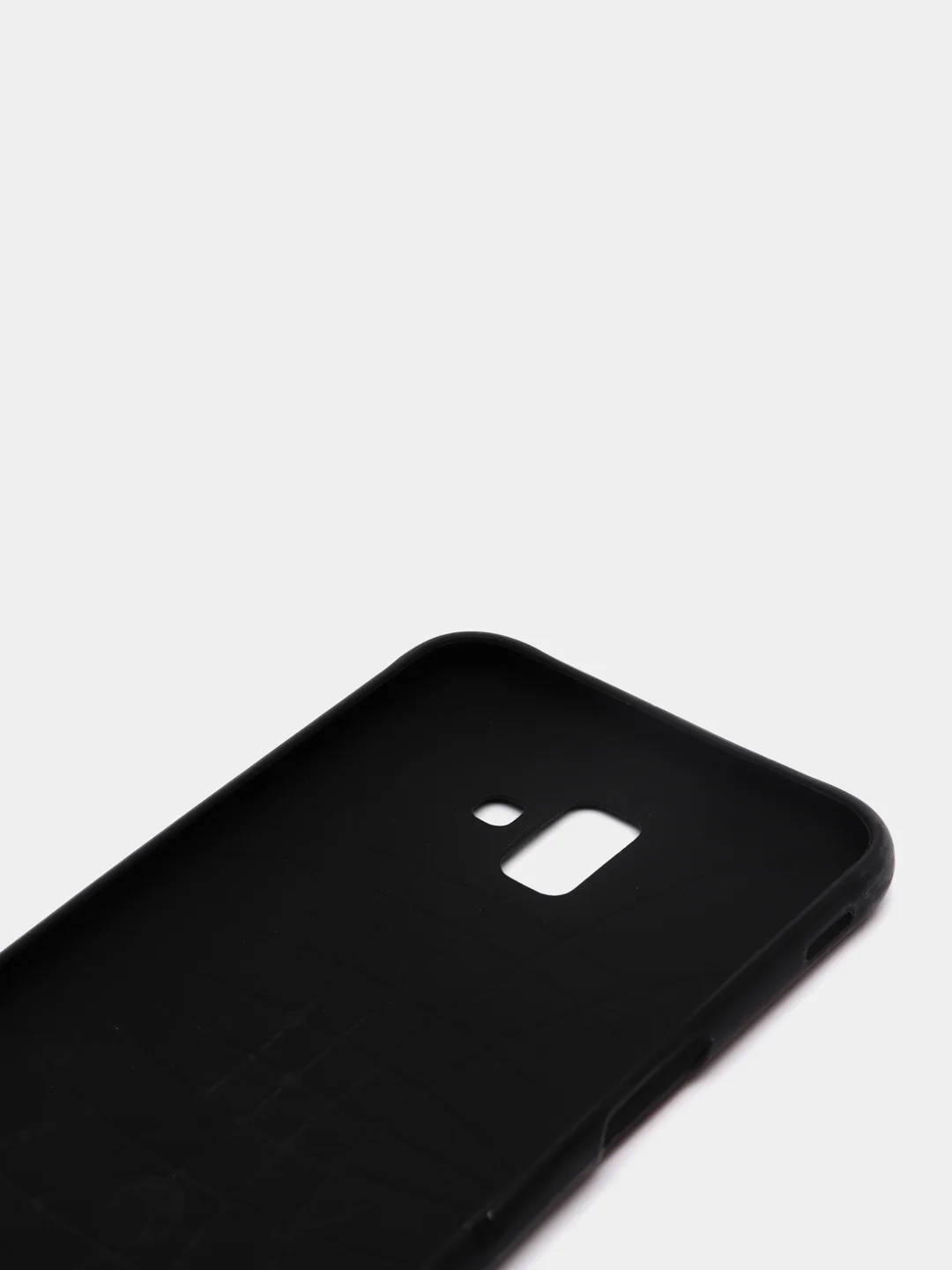 Коричневый силиконовый усиленный чехол Samsung J6 +(Plus)
