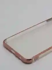 Пастельно-коралловый чехол силиконовый, прозрачный, с окантовкой Samsung J6+