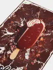 Бордовый винтажные жестяные таблички "Мороженое"