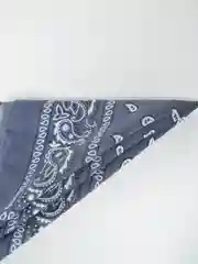 Серый бандана с принтом