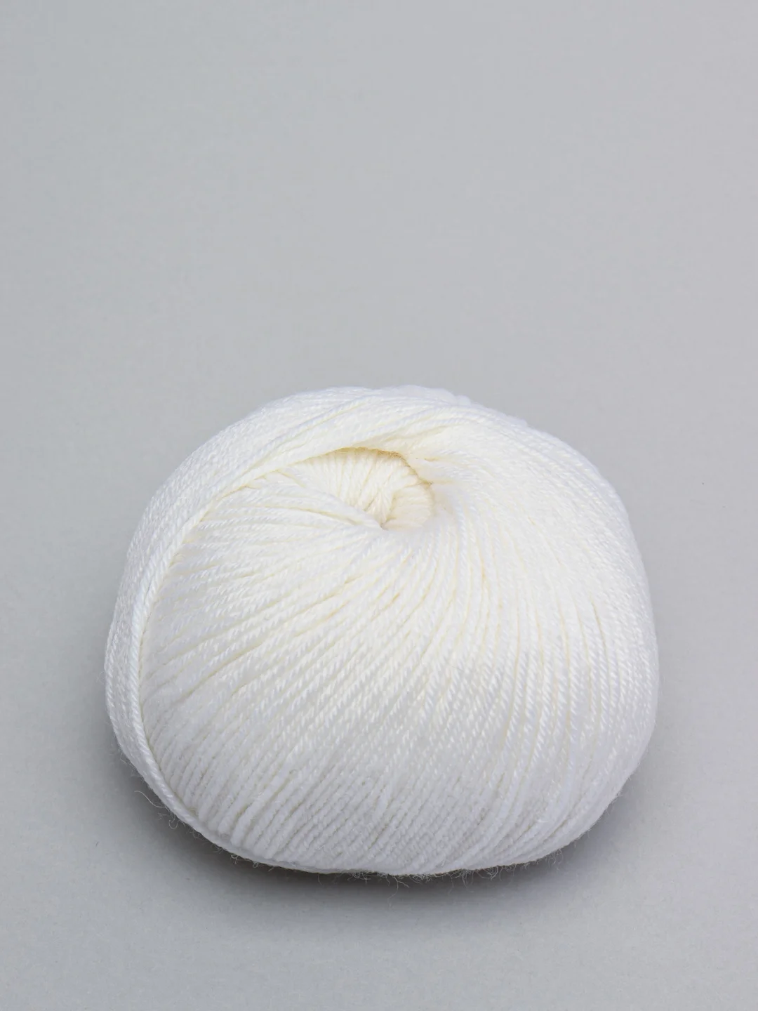 Белый пряжа  Gazzal Baby Wool  20% Кашемир 40% Акрил 40% Мериносовая шерсть 50г 175м