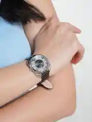 Черный женские кварцевые часы