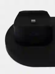 Черный зарядная станция для зарядки смартфона, смарт-часов и наушников
