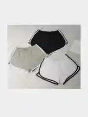 Спортивные женские шорты