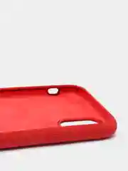 Алый чехлы на iPhone 11, 12, 12 Pro Silicone