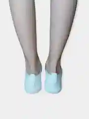 Кроссовки женские