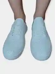Кроссовки женские