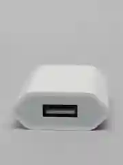 Зарядное устройство для iPhone (сетевой адаптер)