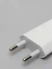 Зарядное устройство для iPhone (сетевой адаптер)