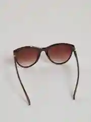 Белый женские солнцезащитные очки