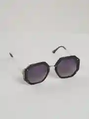 Черный очки солнцезащитные женские