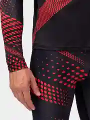 Багровый мужской спортивный костюм: рашгард и тайтсы