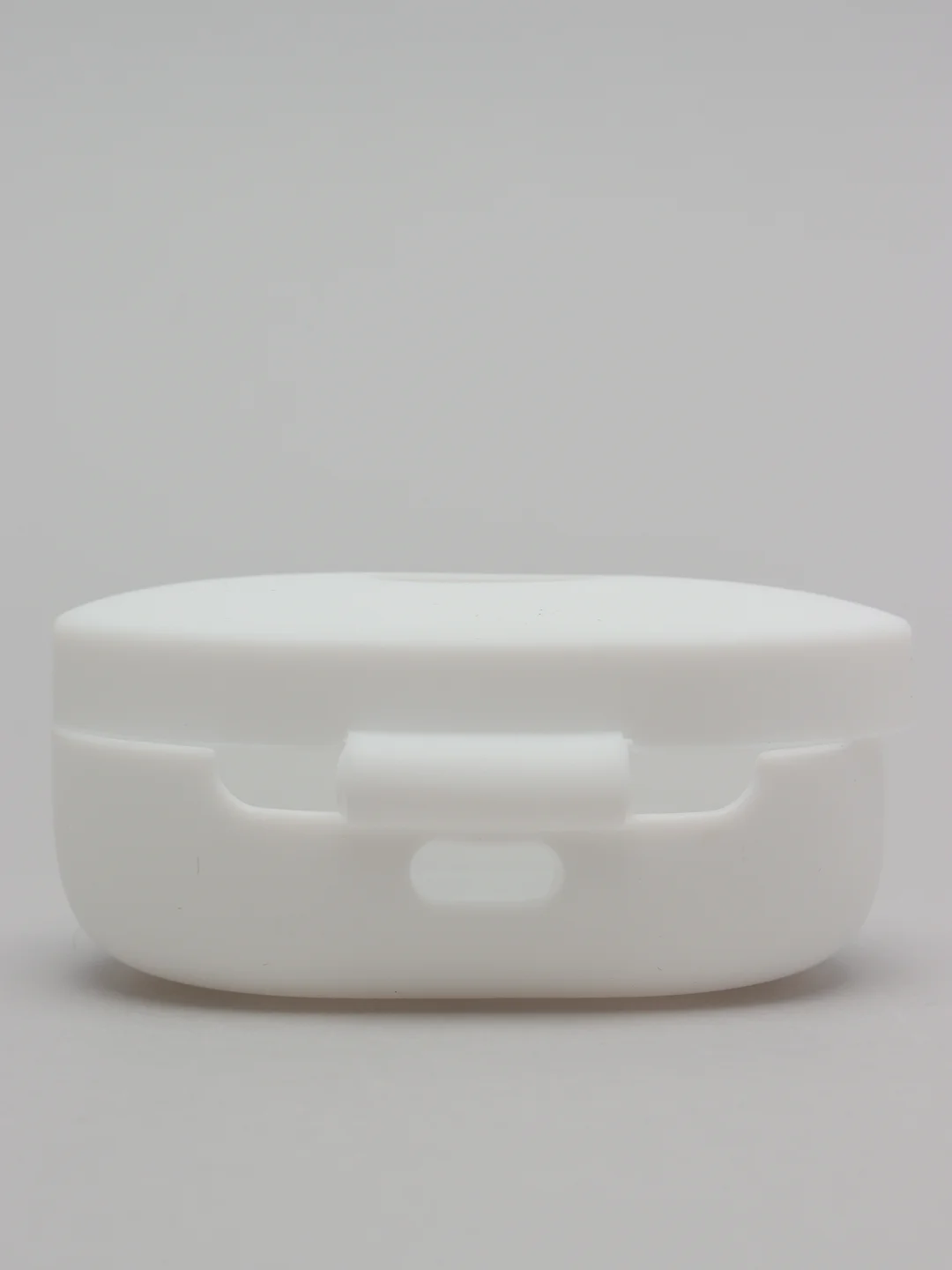 Белый чехол для наушников Xiaomi Redmi Airdots / Airdots S / Airdots 2, силиконовый чехол