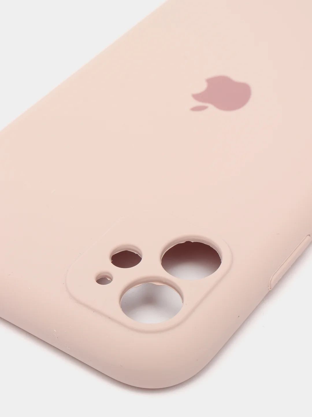 Пудровый силиконовый чехол iPhone 11, Silicone Case, с закрытым низом и защитой камеры