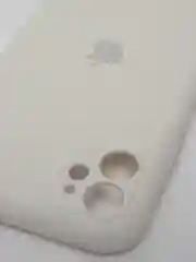 Бежевый силиконовый чехол iPhone 11, Silicone Case, с закрытым низом и защитой камеры