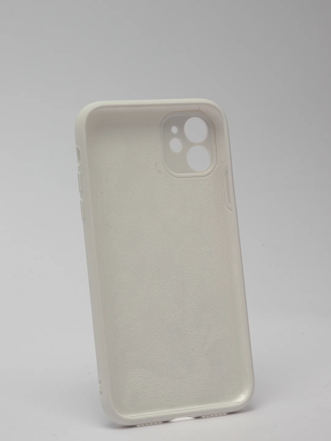 Бежевый силиконовый чехол iPhone 11, Silicone Case, с закрытым низом и защитой камеры