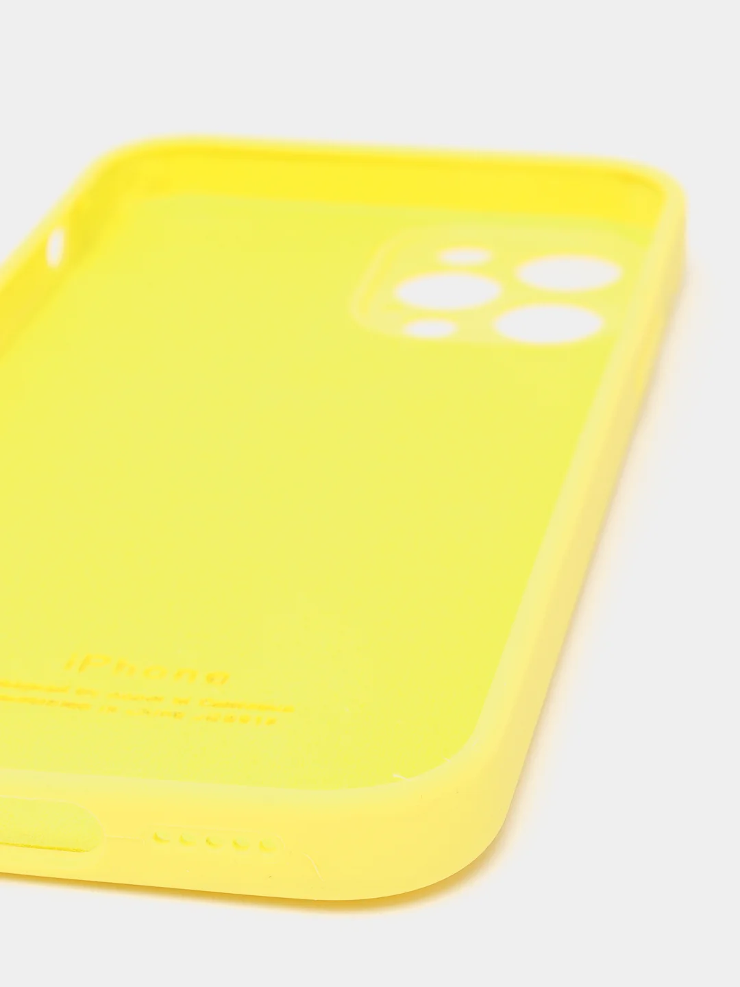 Желтый силиконовый чехол iPhone 12 Pro, Silicone Case, с закрытым низом и защитой камеры