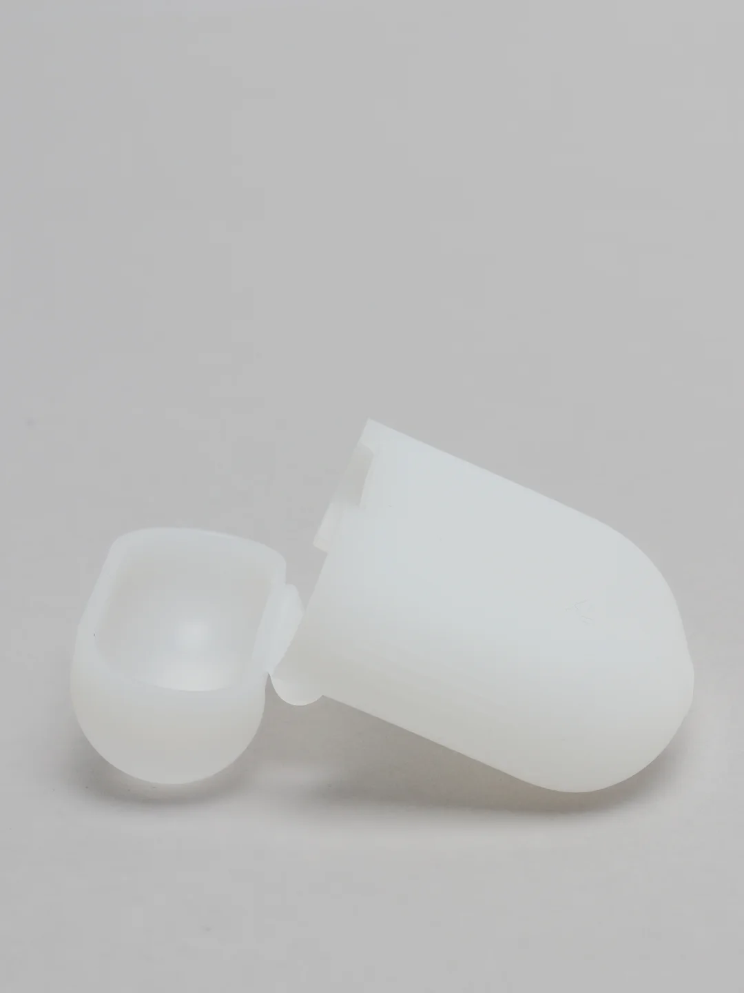 Прозрачный силиконовый чехол для Apple AirPods 1 и AirPods 2