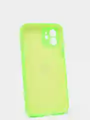 Салатовый силиконовый чехол iPhone 12, Silicone Case, с закрытым низом и защитой камеры