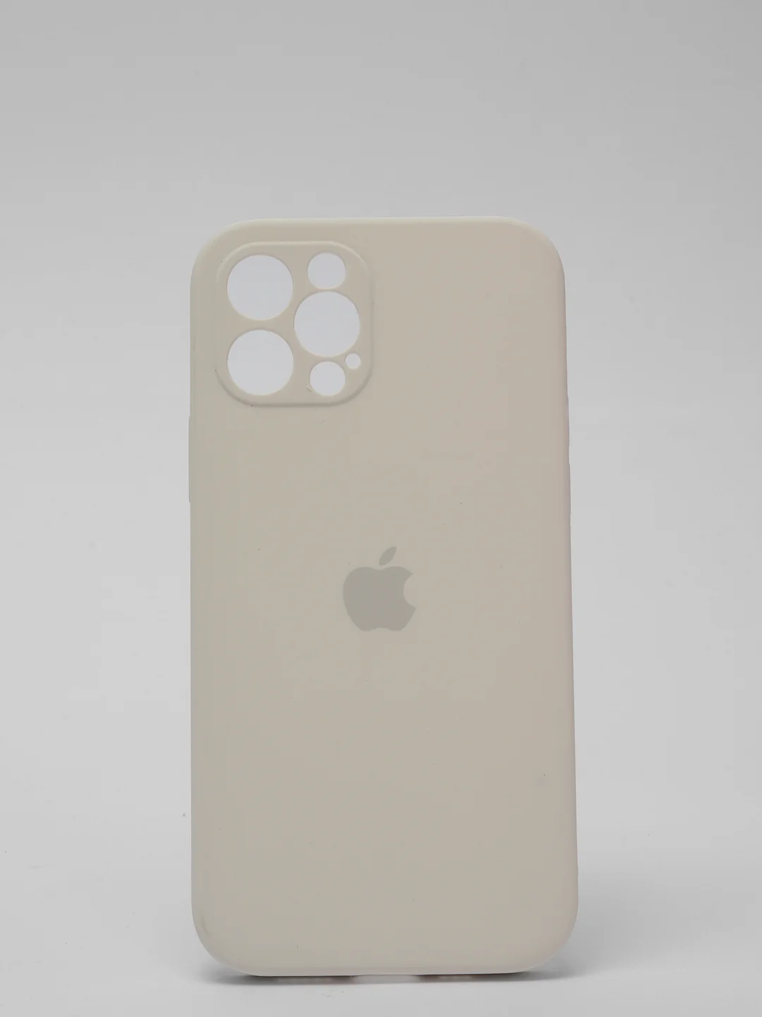 Белый силиконовый чехол iPhone 12 Pro, Silicone Case, с закрытым низом и защитой камеры