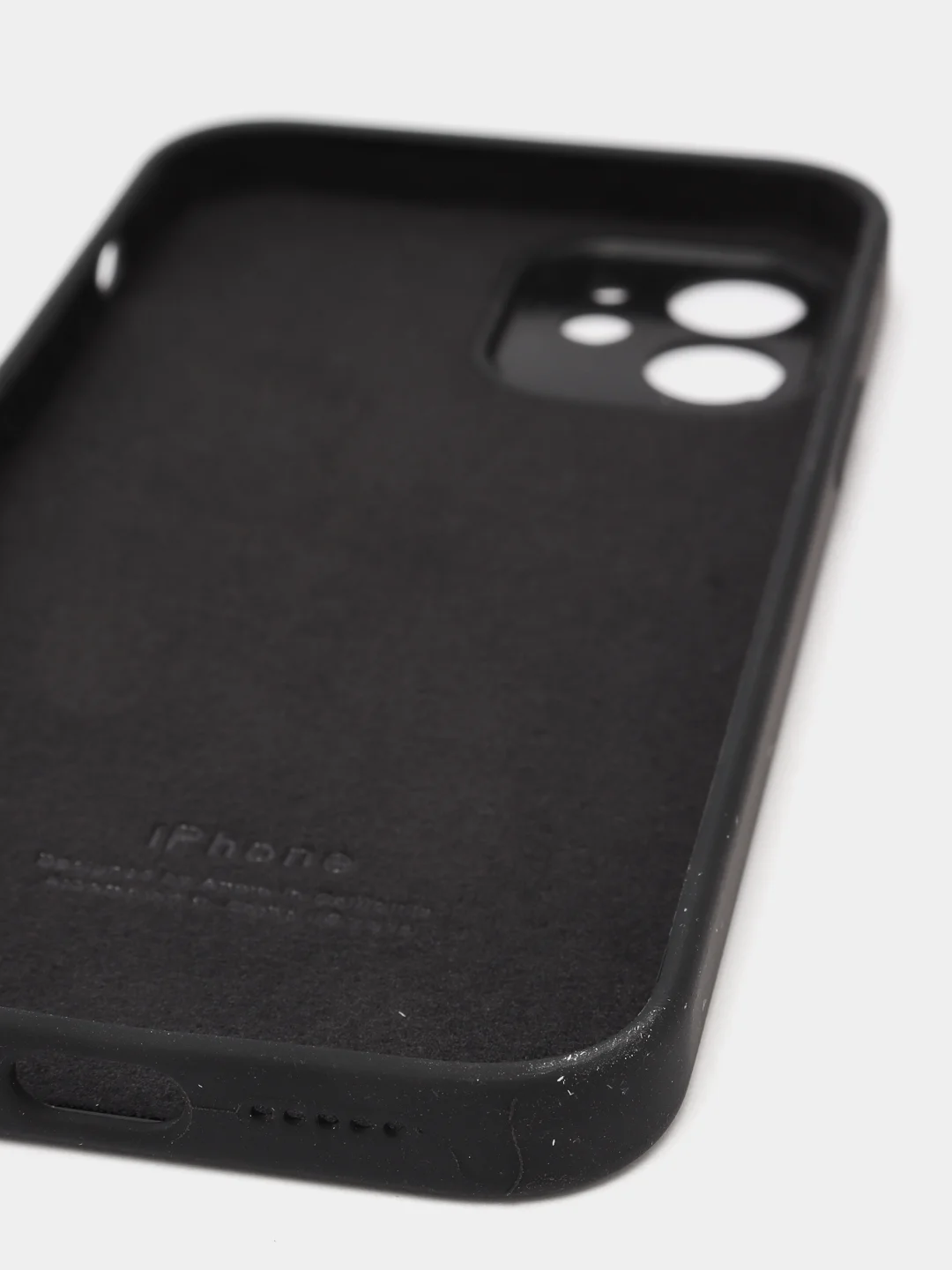 Черный силиконовый чехол iPhone 12, Silicone Case, с закрытым низом и защитой камеры