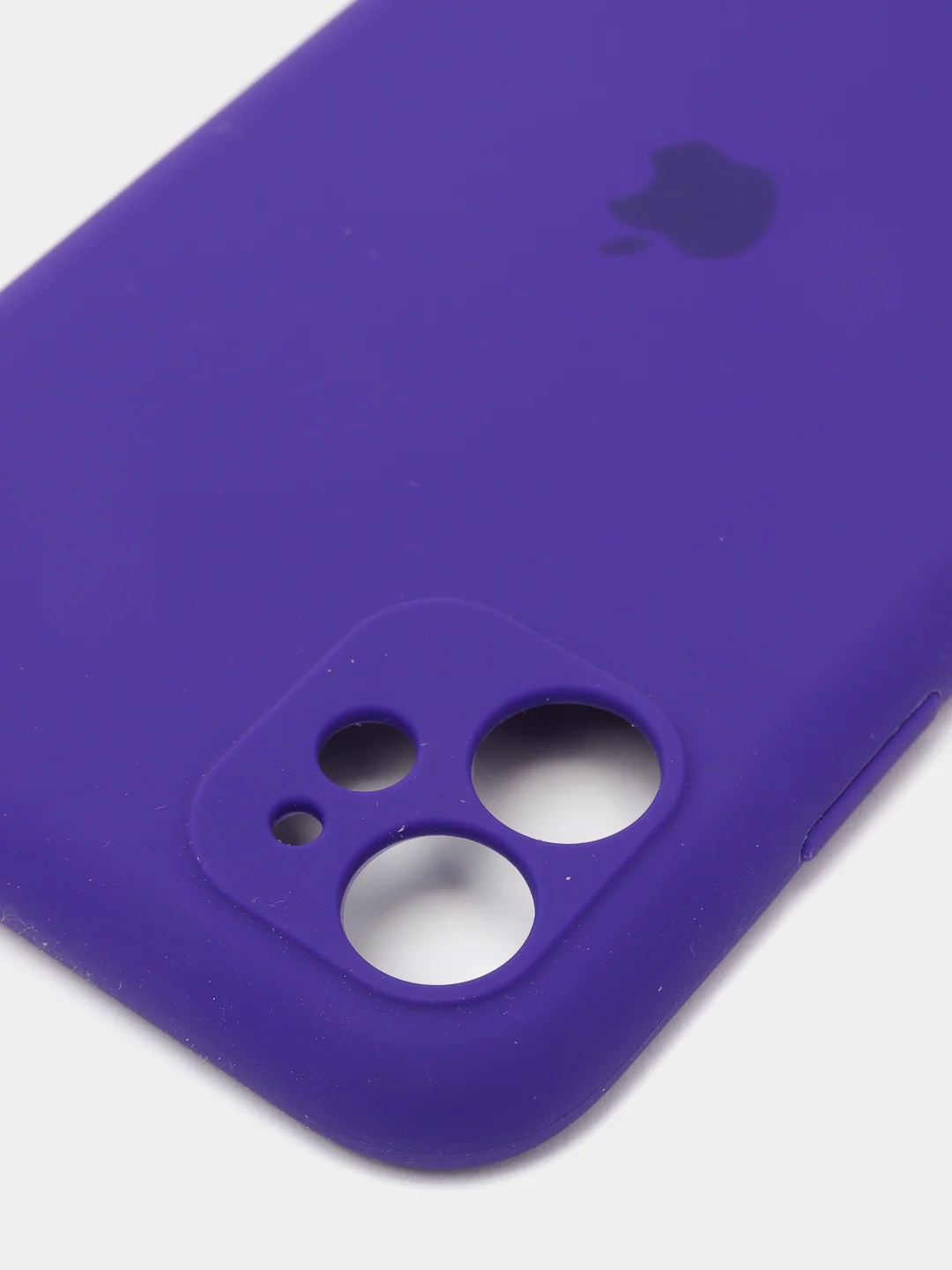 Фиолетовый силиконовый чехол iPhone 11, Silicone Case, с закрытым низом и защитой камеры