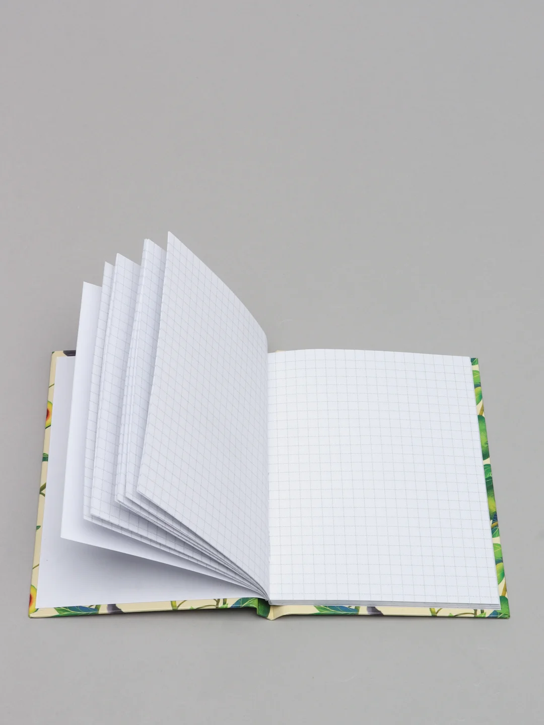 Блокнот А6 в твердой обложке Avocato notebook, 40 листов