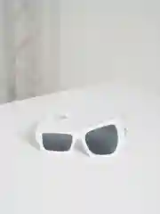 Бежевый солнцезащитные очки