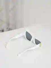 Бежевый солнцезащитные очки