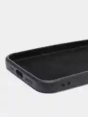 Черный чехол силиконовый iPhone 12