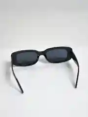 Черный солнцезащитные очки