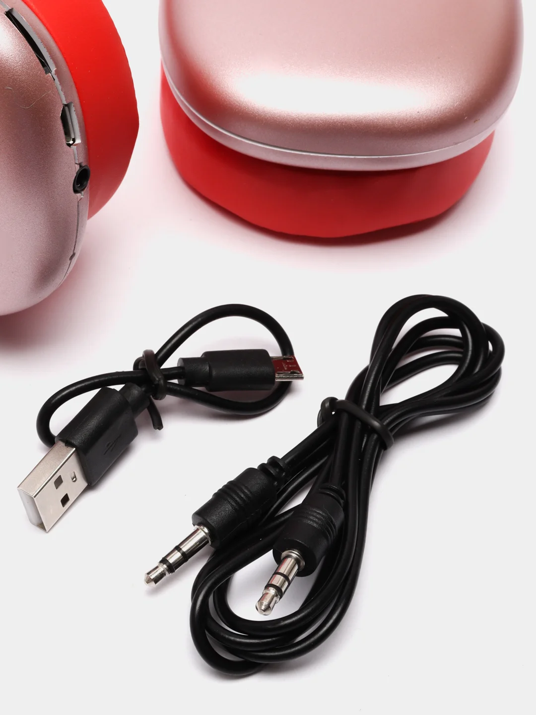 Красный bluetooth-наушники полноразмерные P9