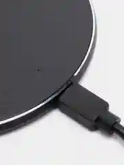 Черный беспроводное зарядное устройство Olaf fast charge быстрый заряд 10 W