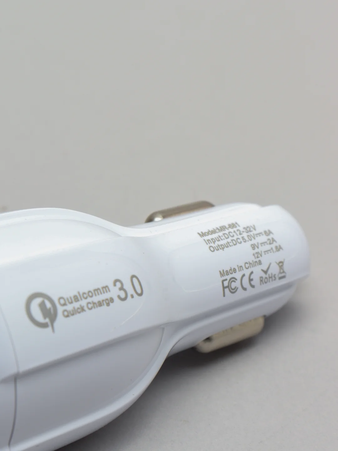 Зарядное устройство MR-681, 30W, 12v-32v, Quallcomm 3.0 Quick Charger. 2USB