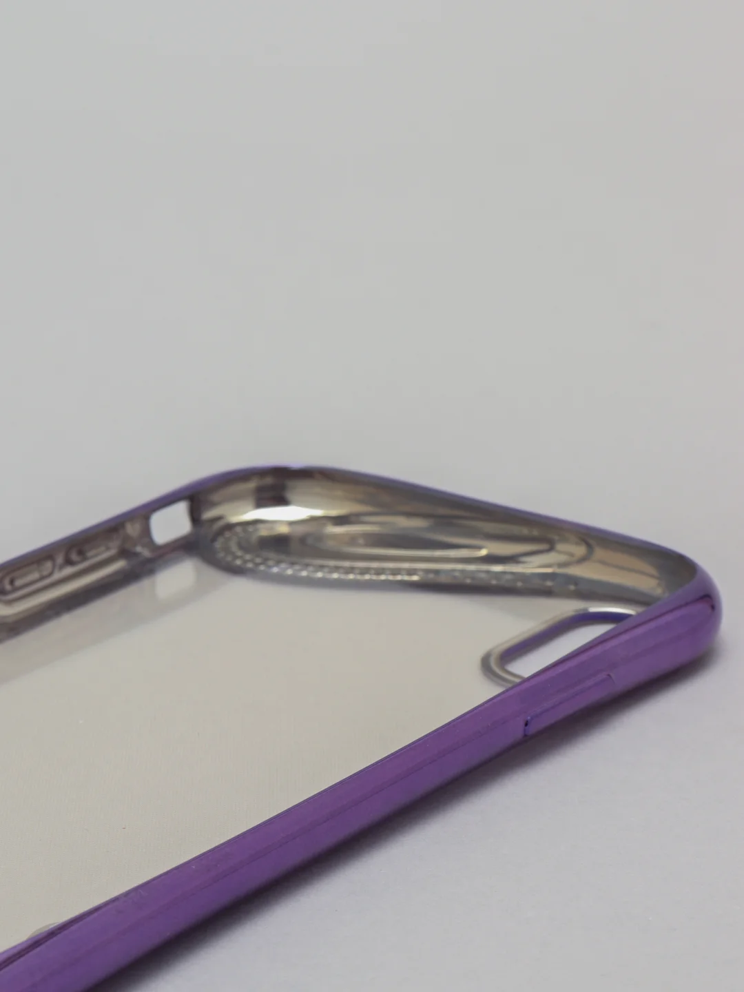 Лавандовый чехол Apple iPhone Xs Max прозрачный силиконовый с глянцевой рамкой и стразами