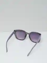 Черный солнцезащитные женские очки