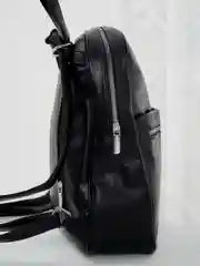 Бордовый рюкзак черный кожанный