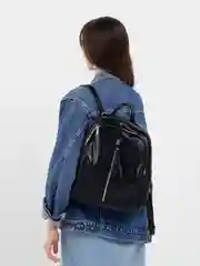 Вишнёвый рюкзак черный кожанный