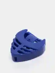 Синий футляр для медиаторов