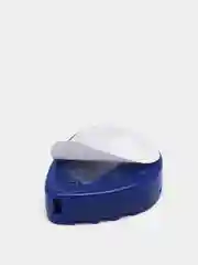 Синий футляр для медиаторов