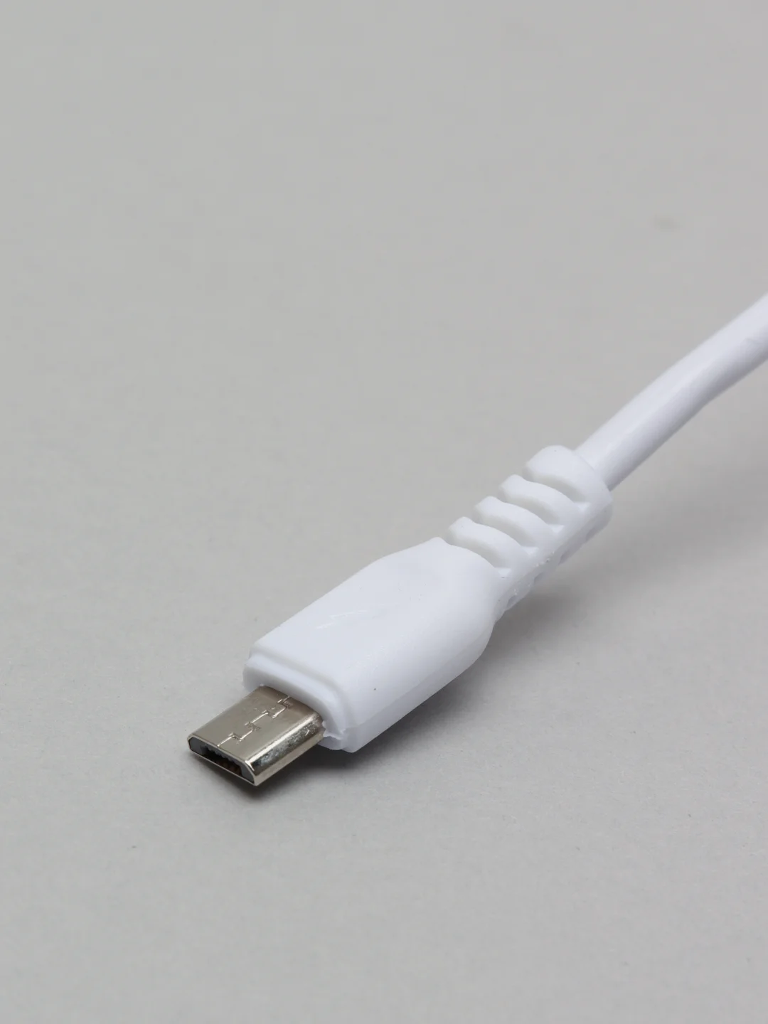 Кабель Micro-USB для зарядки Sendem M1A 1 метр 2.4A