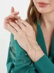 Браслет украшение на кисть с кольцом