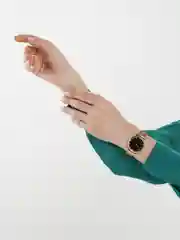 Черный женские кварцевые часы