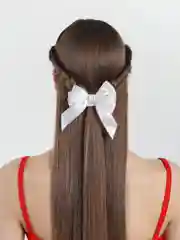 Белый резинка бантик