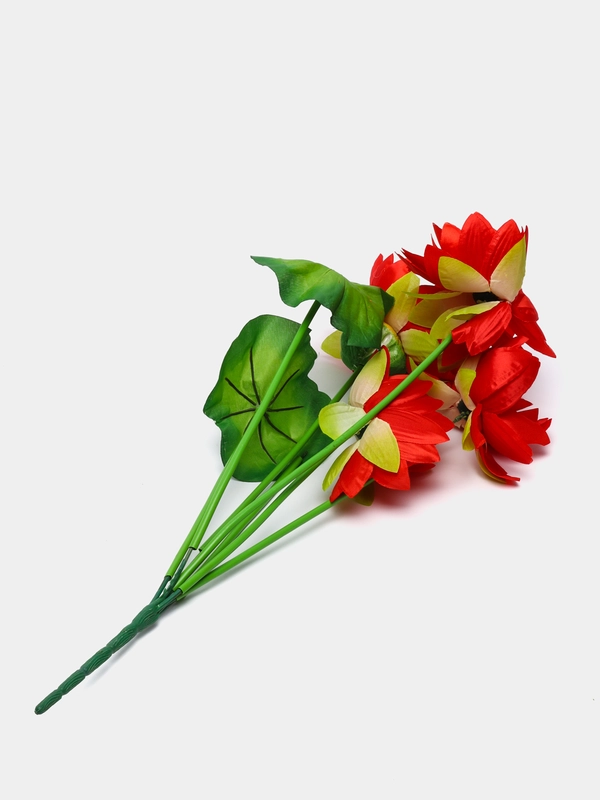 Искусственные цветы. Лотосы (букет) Композиция. Диаметр цветка: до 16 см. Высота: 550 мм